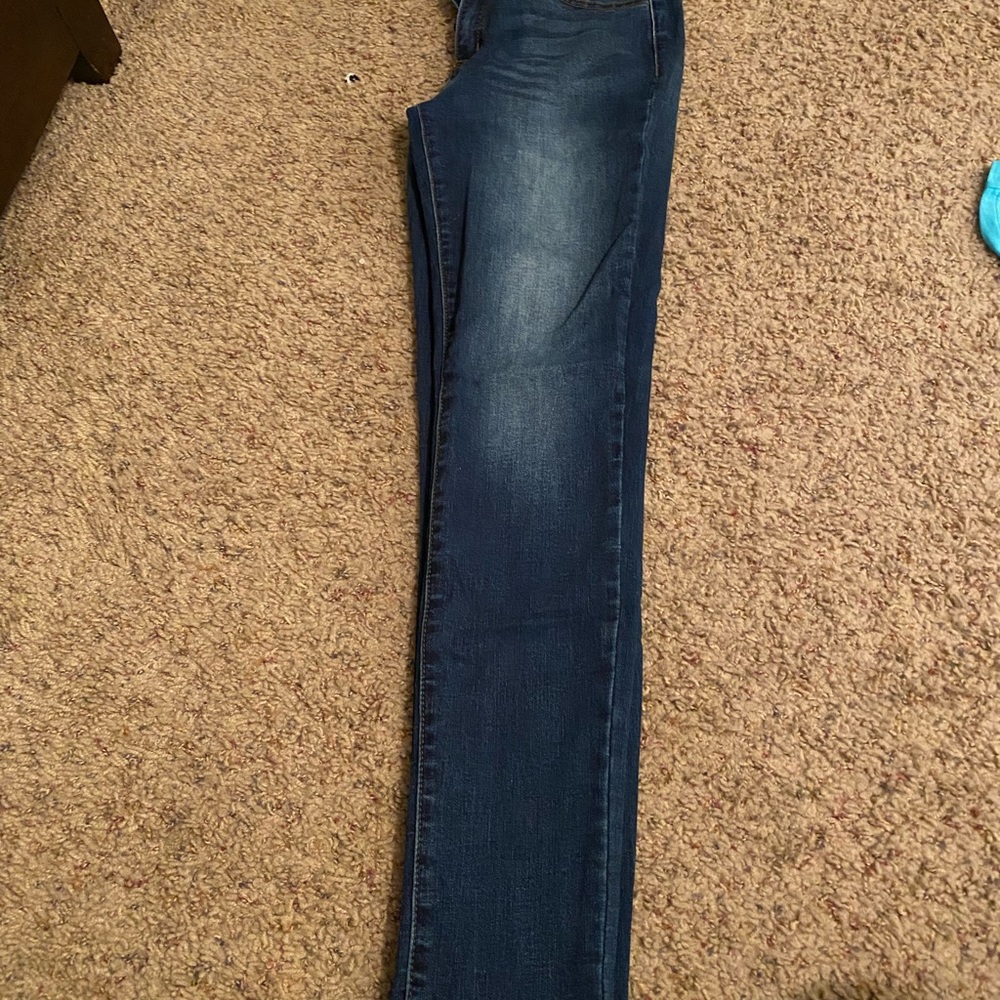 Kancan size 7/27 skinny jeans. Worn once